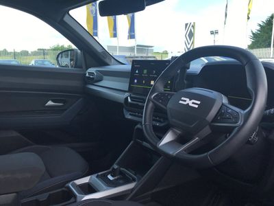 2025 Dacia Duster