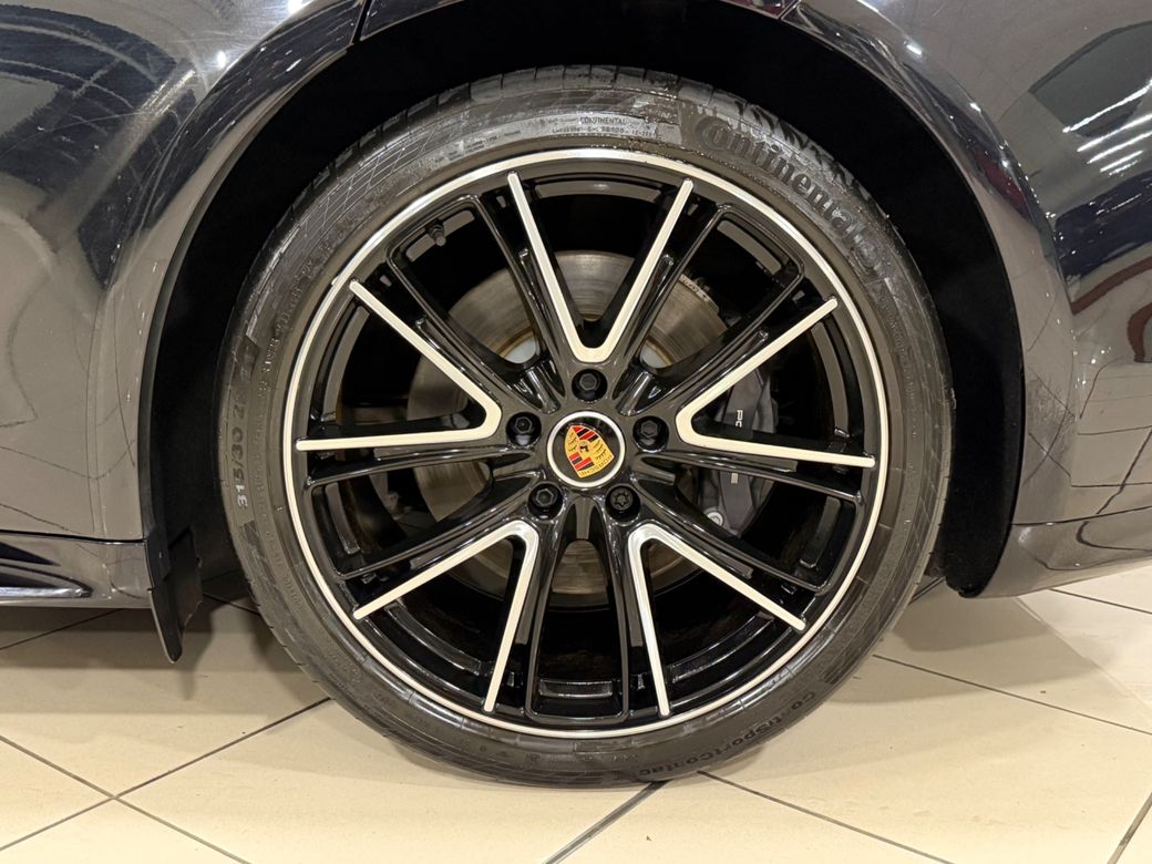 2023 Porsche Panamera