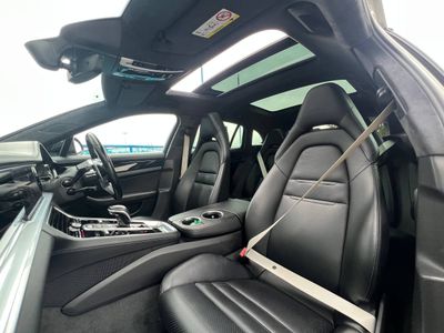 2018 Porsche Panamera