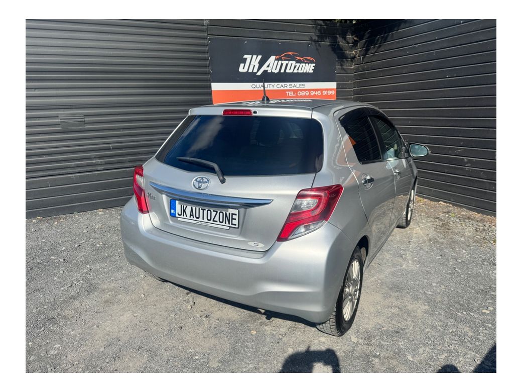 2016 Toyota Vitz