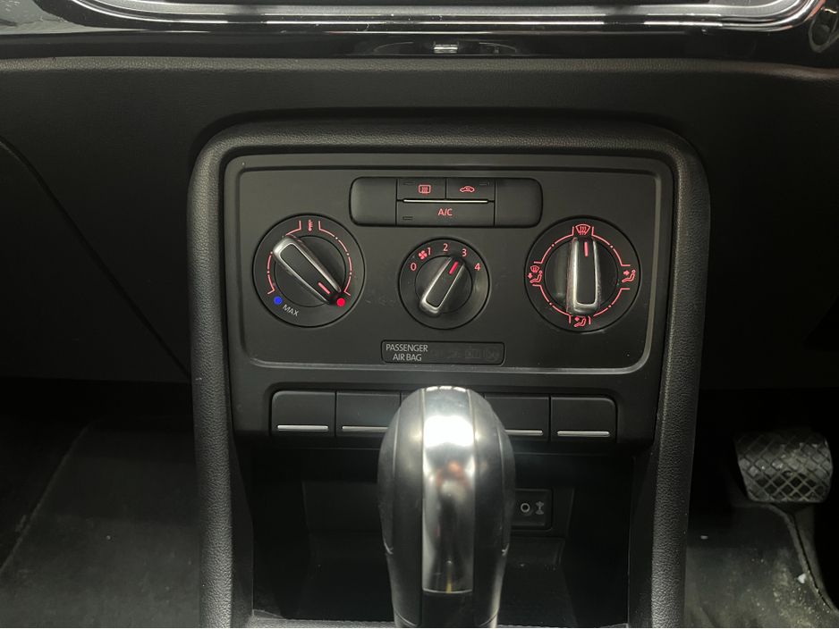 2016 Volkswagen Beetle