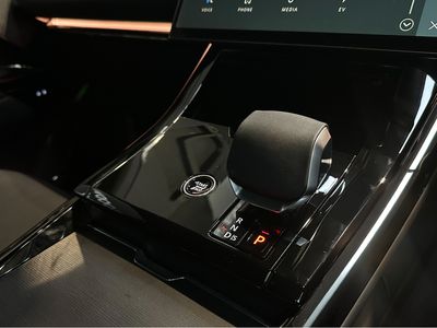 2026 Land Rover Range Rover Sport