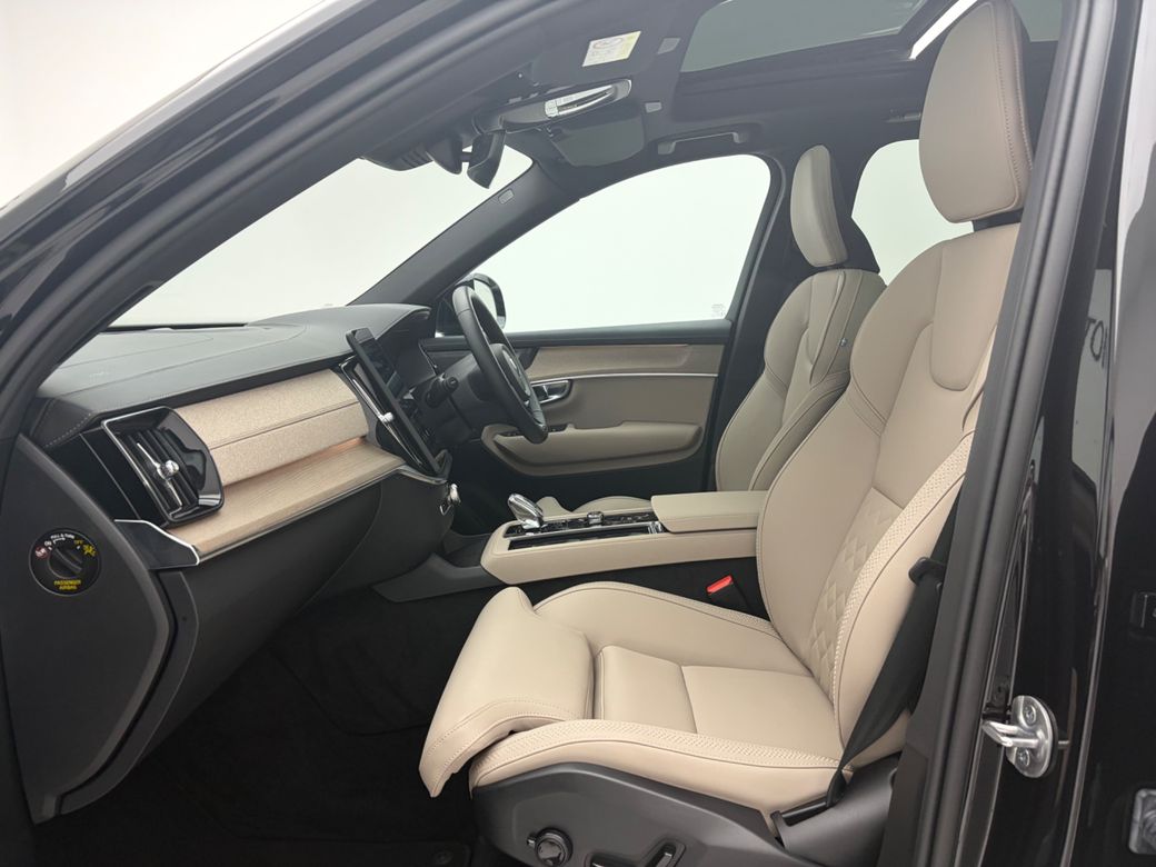 2025 Volvo XC90