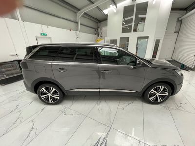 2020 Peugeot 5008