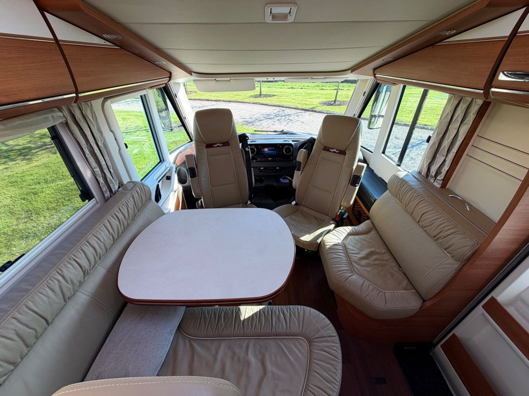 2022 CARTHAGO  CHIC C-LINE 4.9 LEL  R.H.D AUTO C1 REQUIRED 