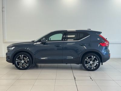 2022 Volvo XC40