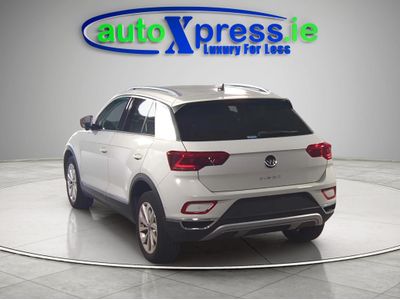 2023 Volkswagen T-Roc