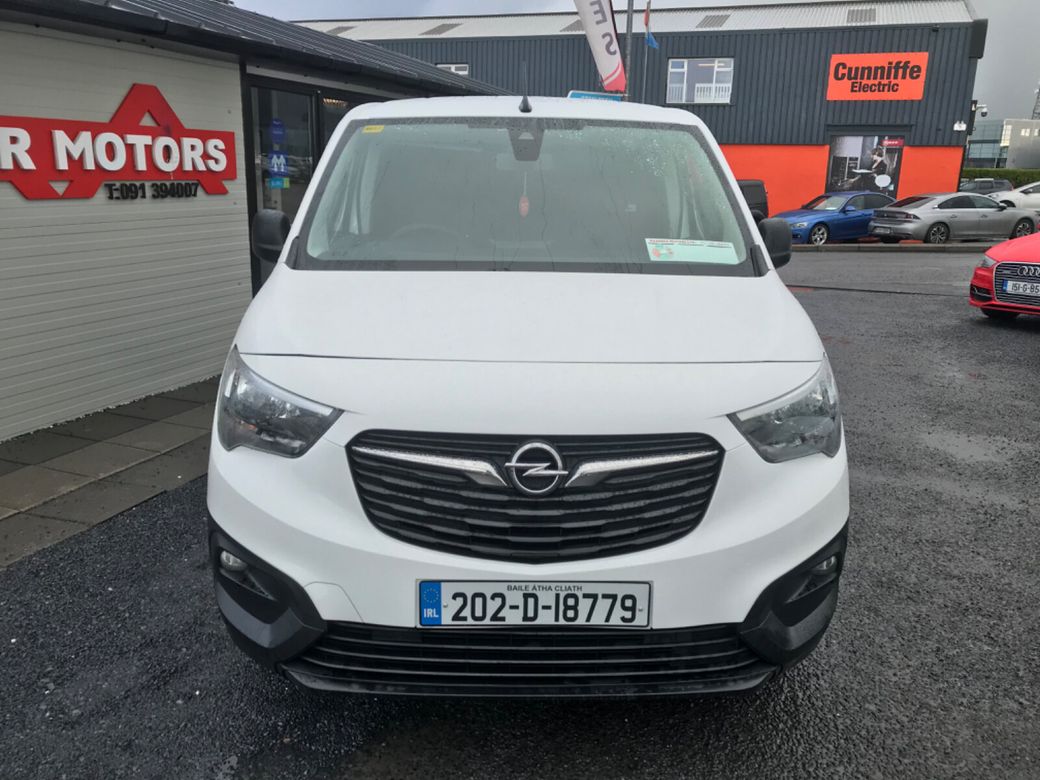 2020 Opel Combo
