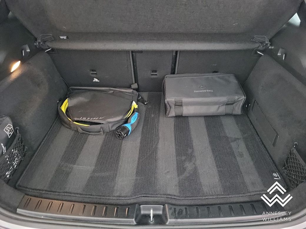 2021 Mercedes-Benz EQA