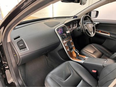 2017 Volvo XC60