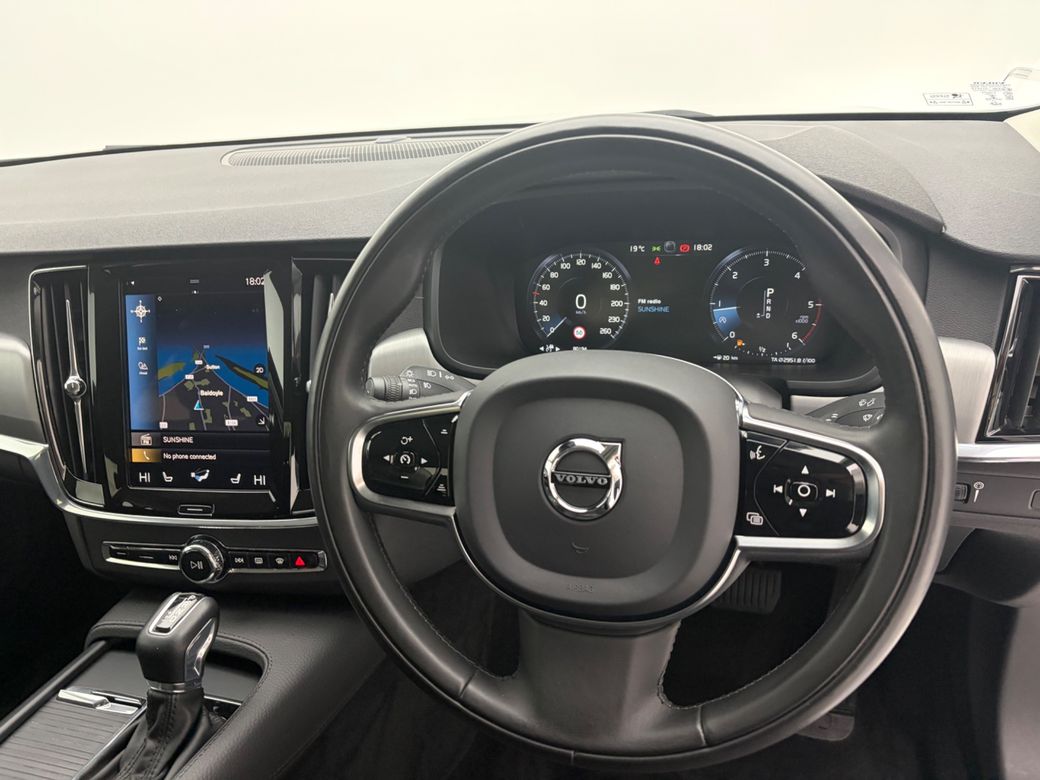 2021 Volvo S90