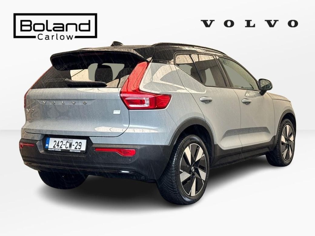 2024 Volvo XC40