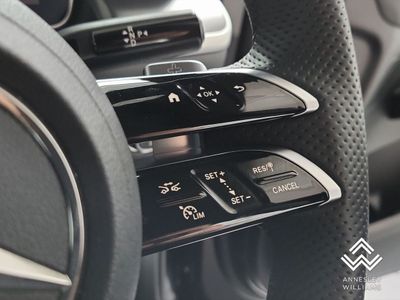 2025 Mercedes-Benz GLC Class