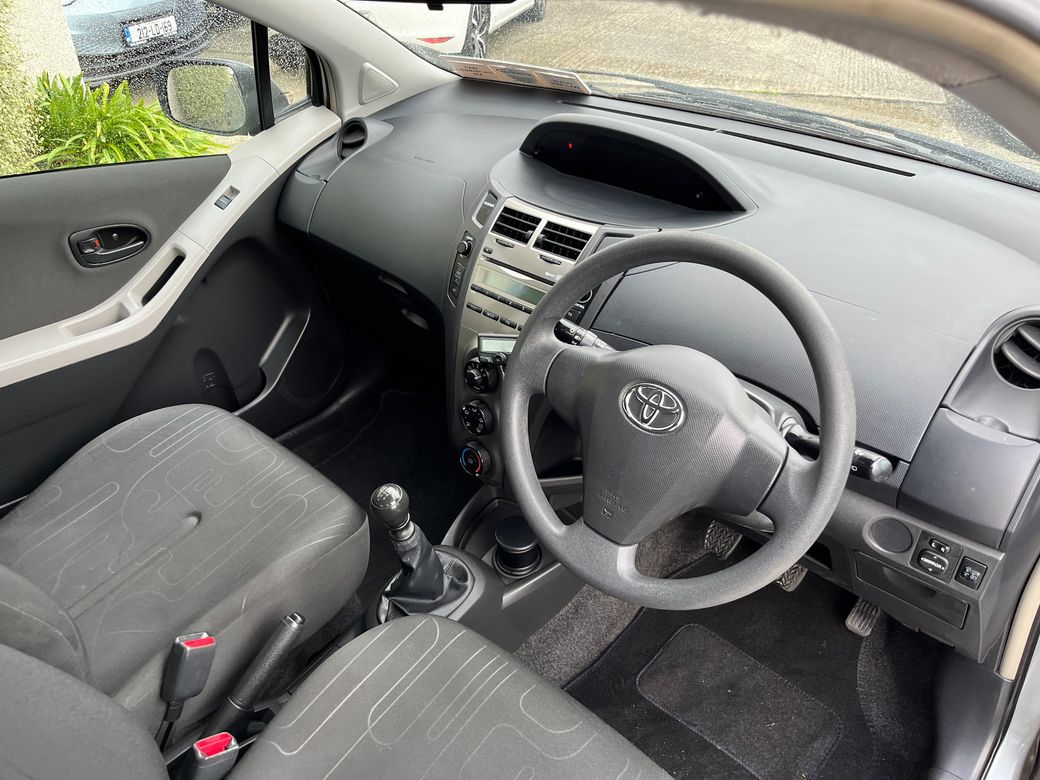 2011 Toyota Yaris