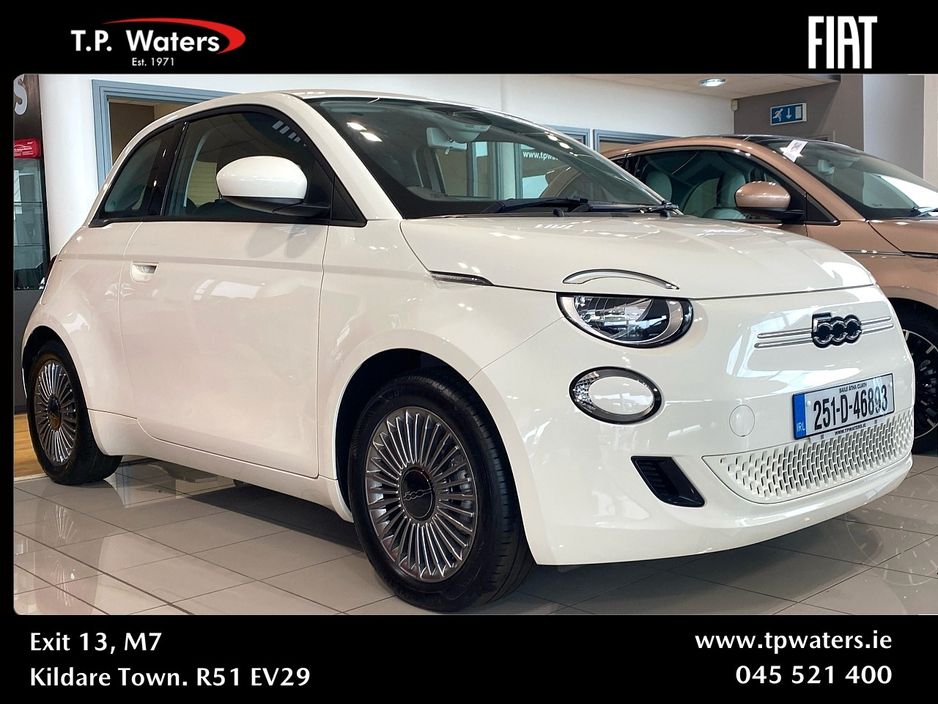 2025 Fiat 500e