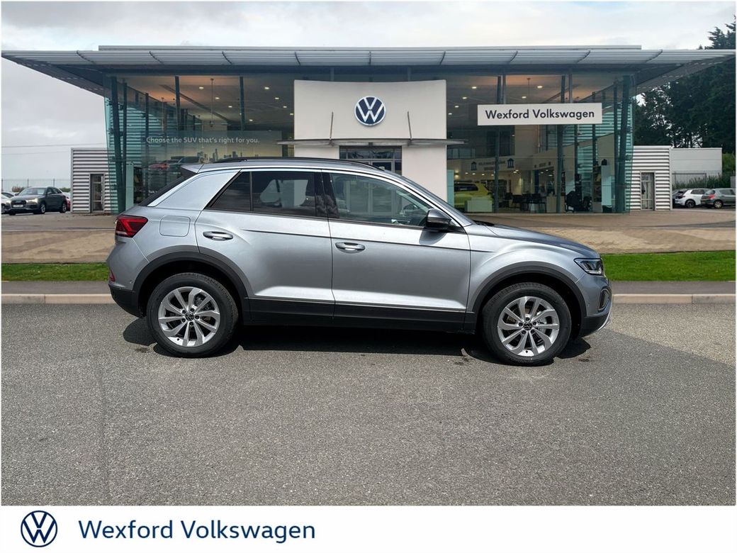 2025 Volkswagen T-Roc