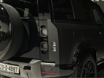 2025 Land Rover Defender