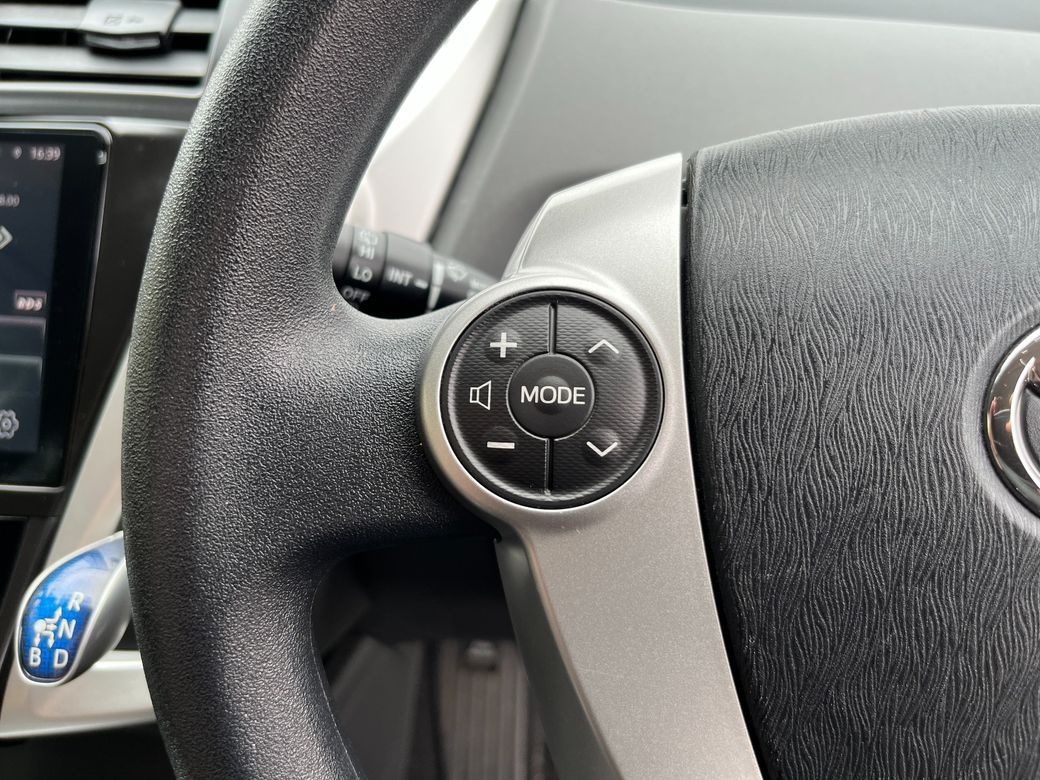 2014 Toyota Prius Alpha