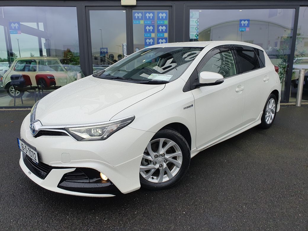 2016 Toyota Auris