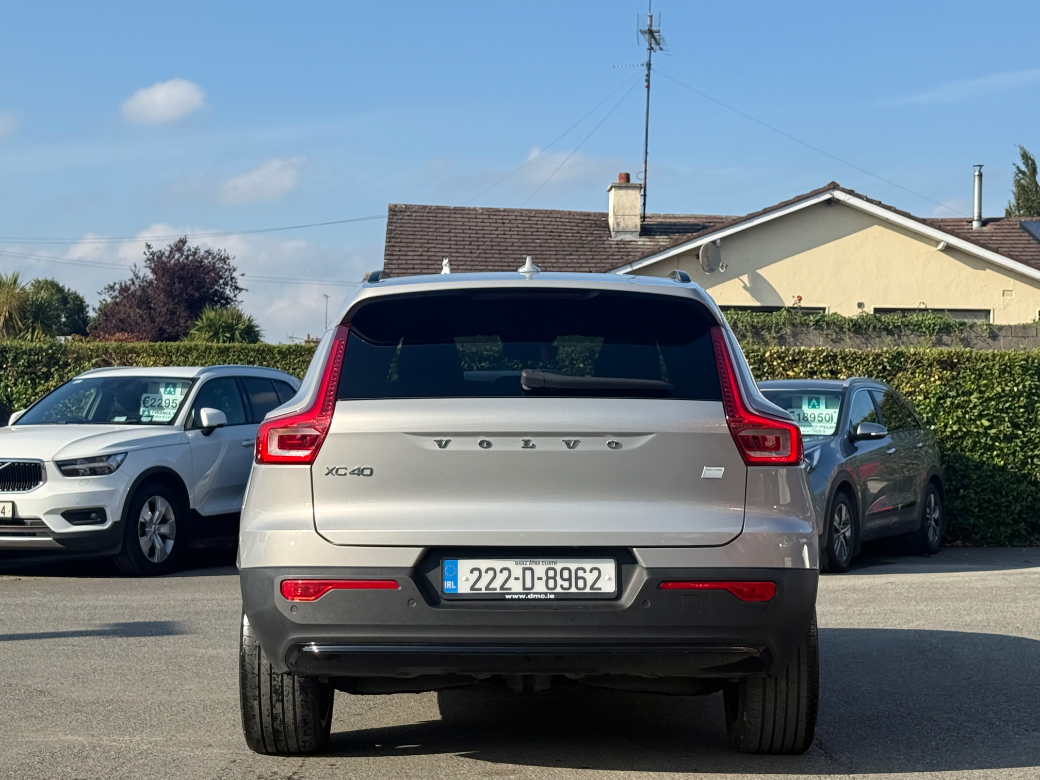 2022 Volvo XC40