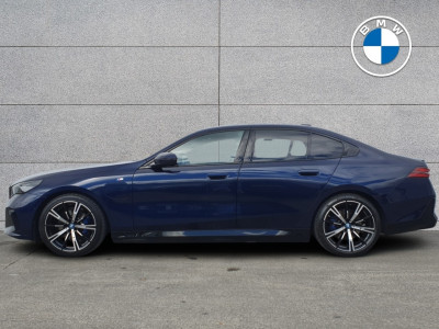 2024 BMW 530