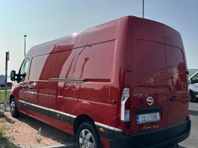 2022 Nissan Interstar