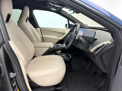 2023 BMW iX