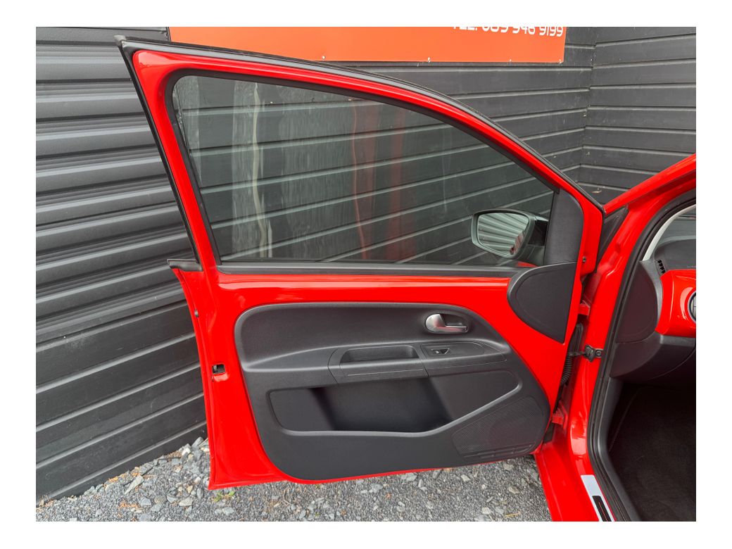 2014 Volkswagen up!
