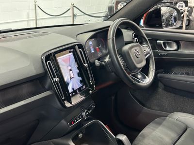 2023 Volvo XC40