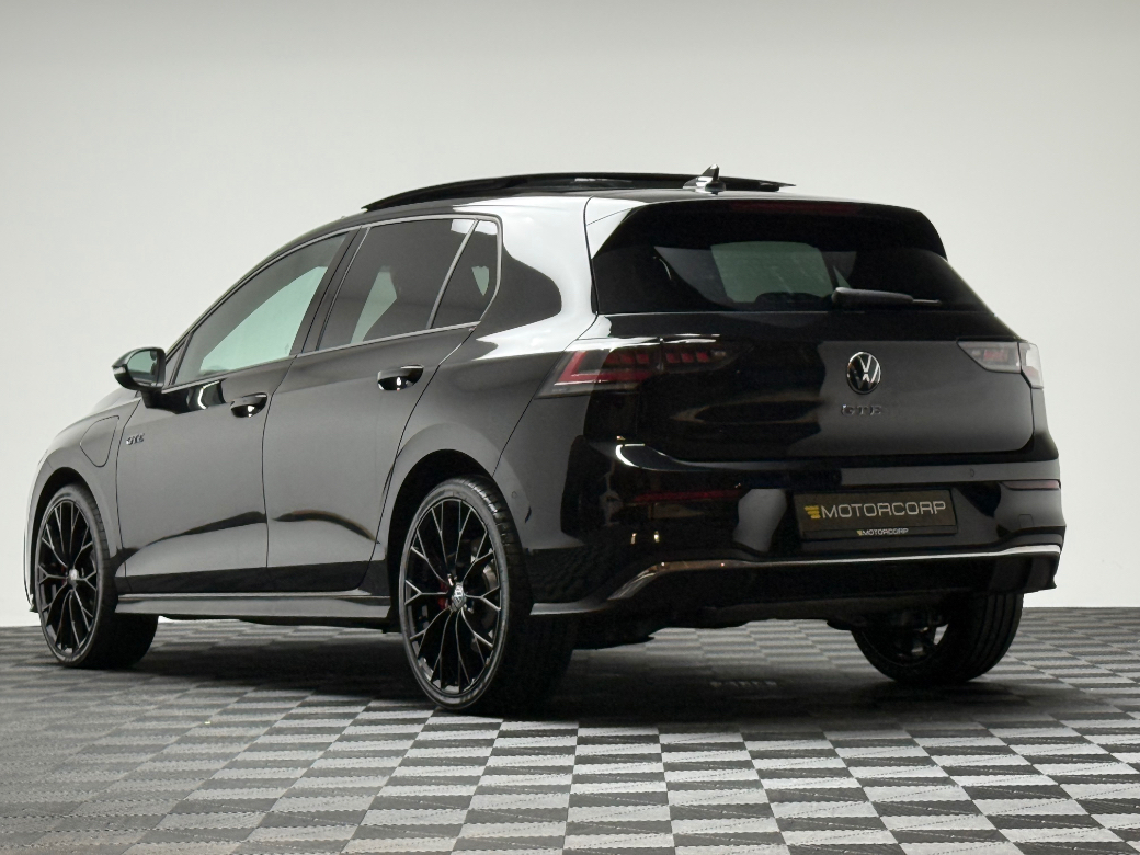 2025 Volkswagen Golf