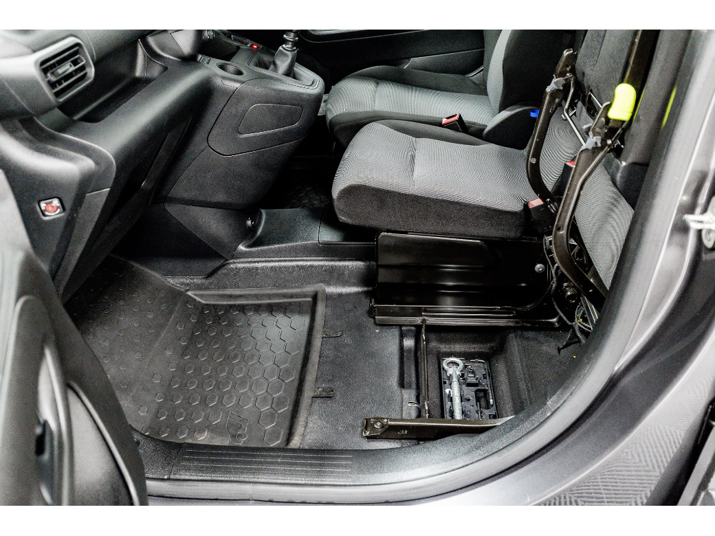 2023 Peugeot Partner