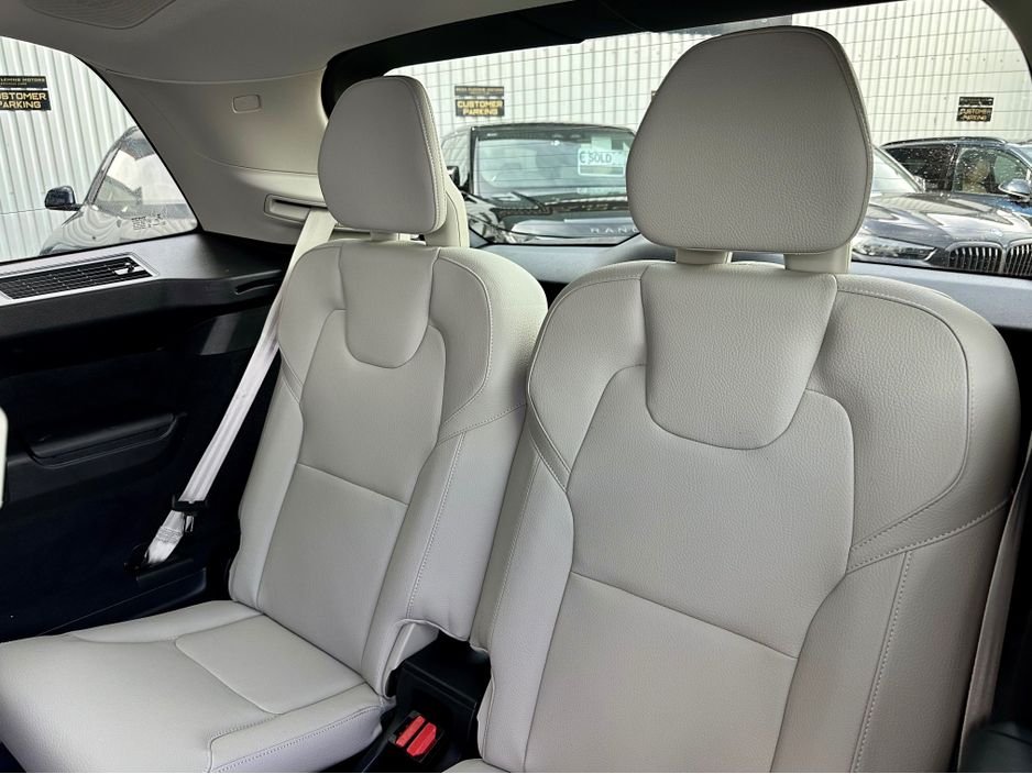 2022 Volvo XC90