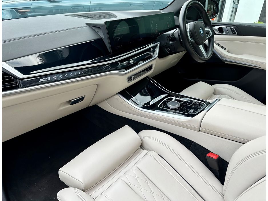 2023 BMW X5