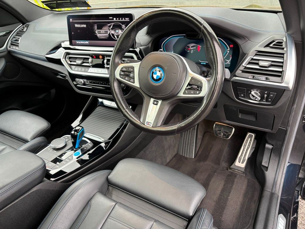 2022 BMW iX3