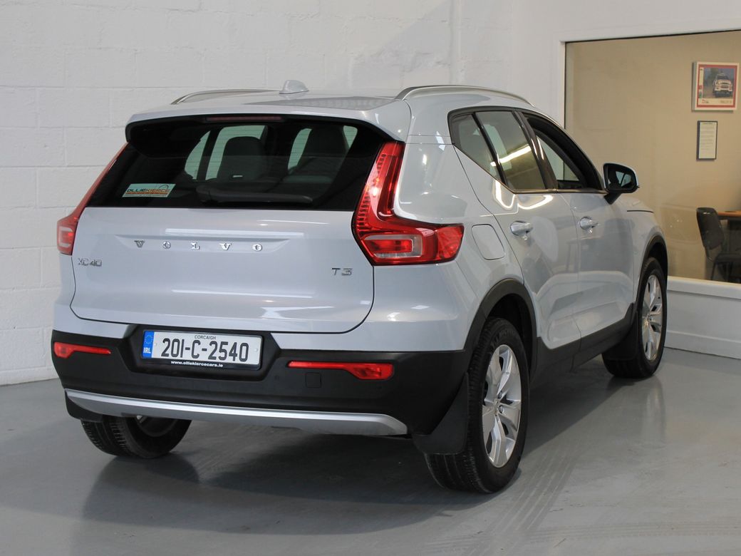 2020 Volvo XC40