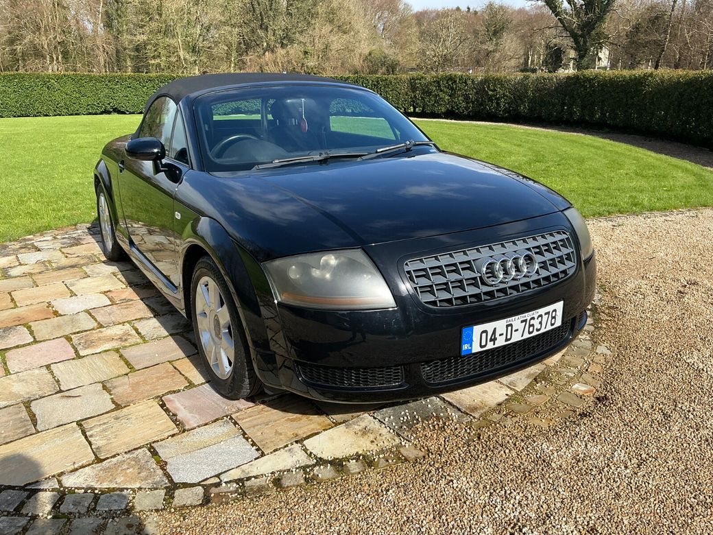 2004 Audi TT