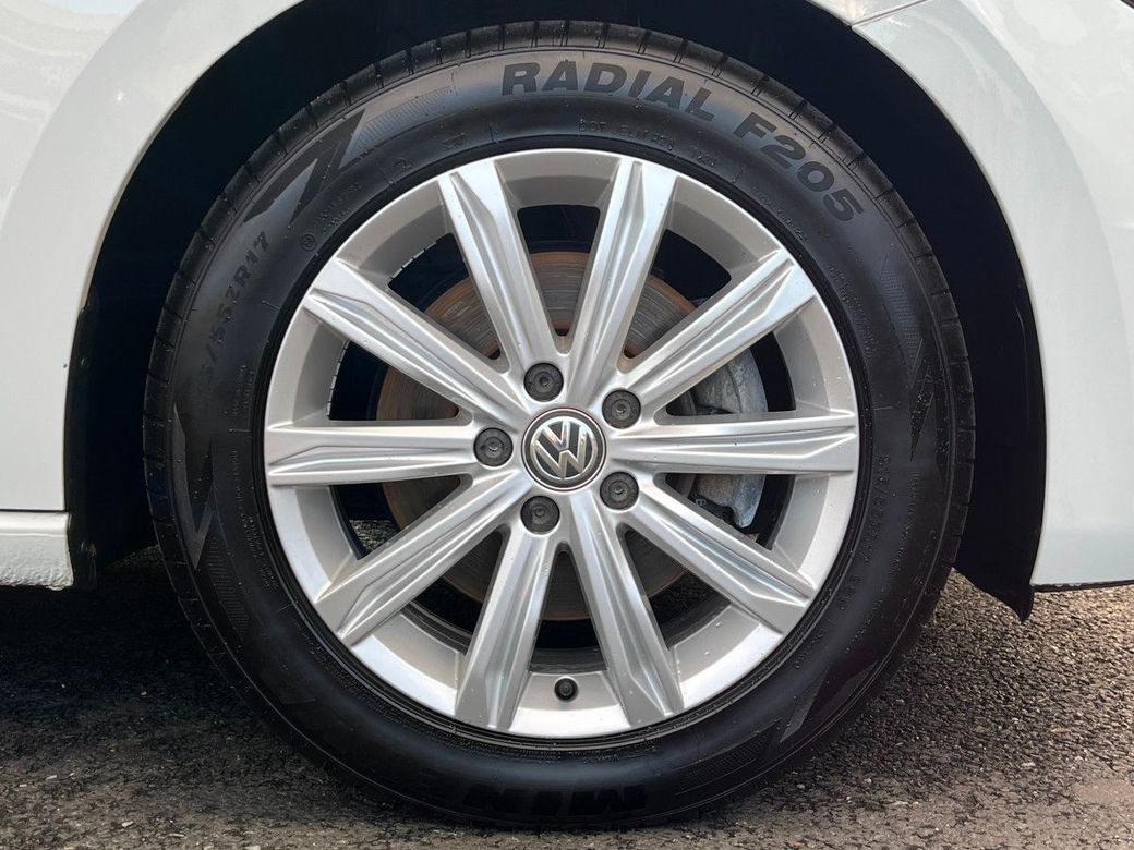 2017 Volkswagen Touran