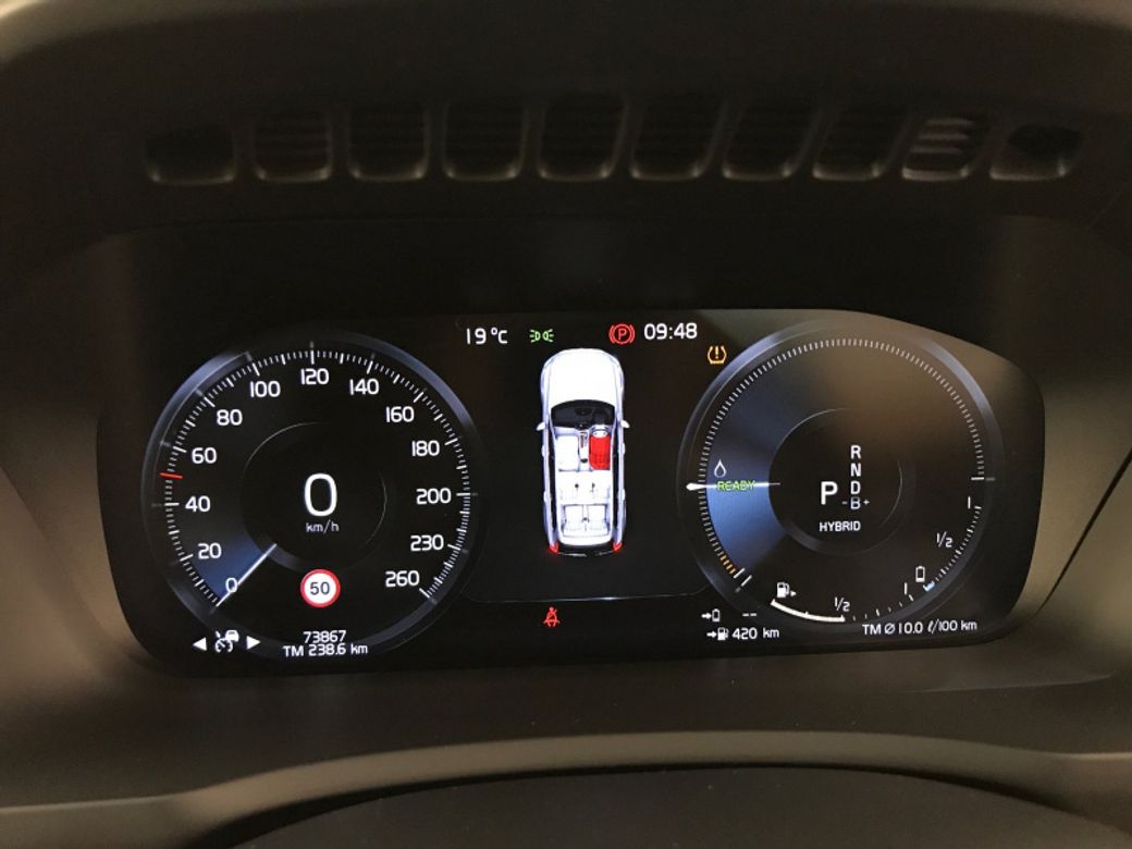 2022 Volvo XC90