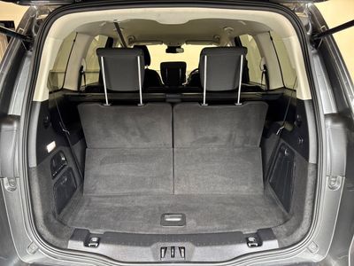 2022 Ford Galaxy