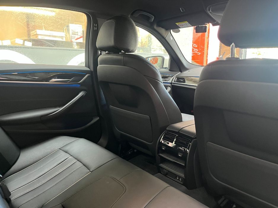 2021 BMW 5 Series