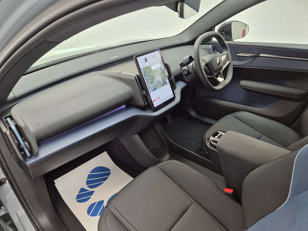 2025 Volvo EX30