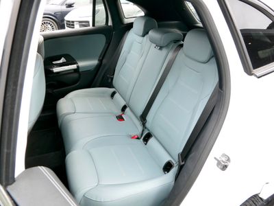 2024 Mercedes-Benz GLA 180