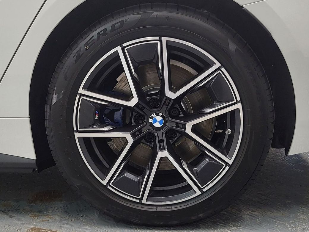 2026 BMW i4