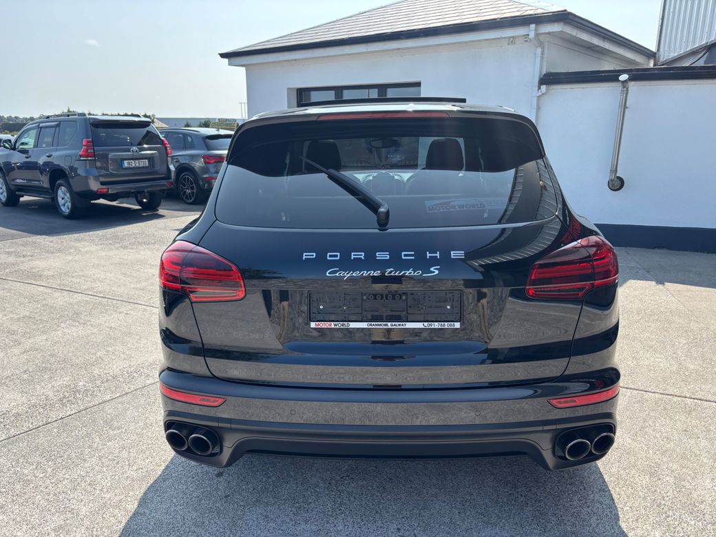 2016 Porsche Cayenne