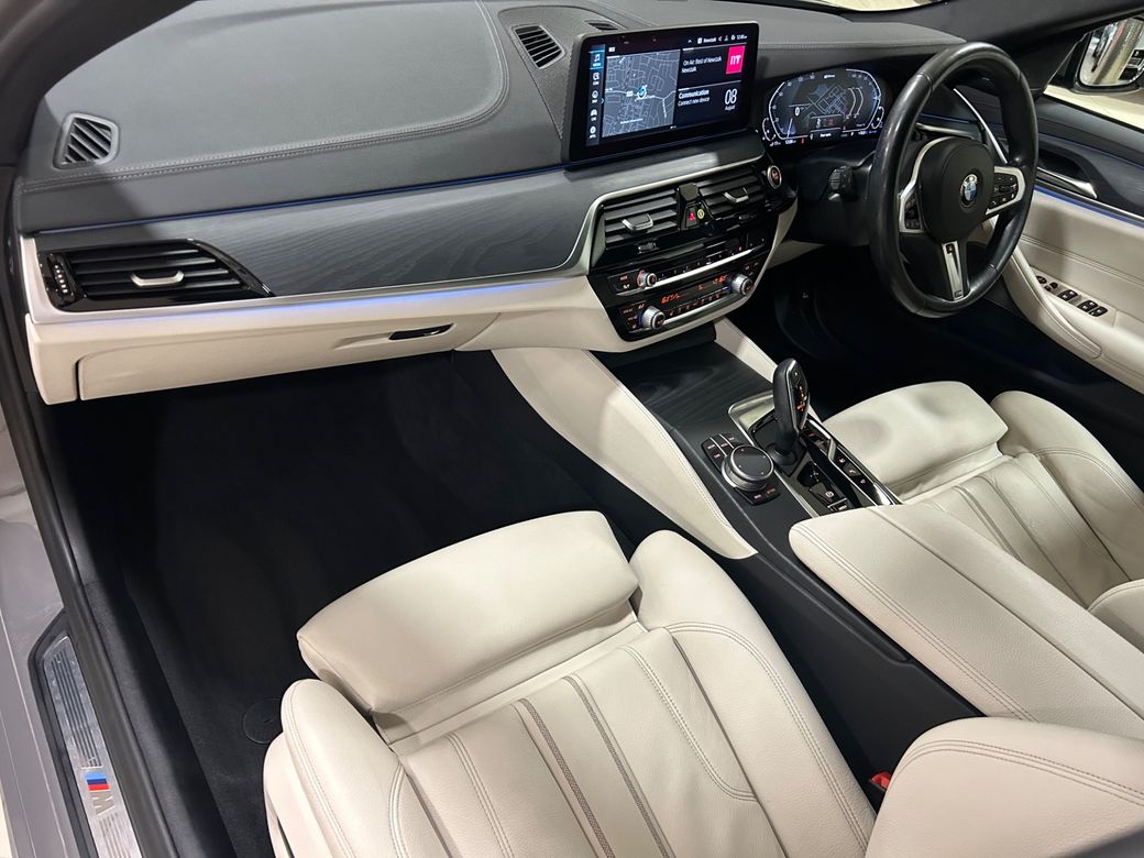 2021 BMW 5 Series