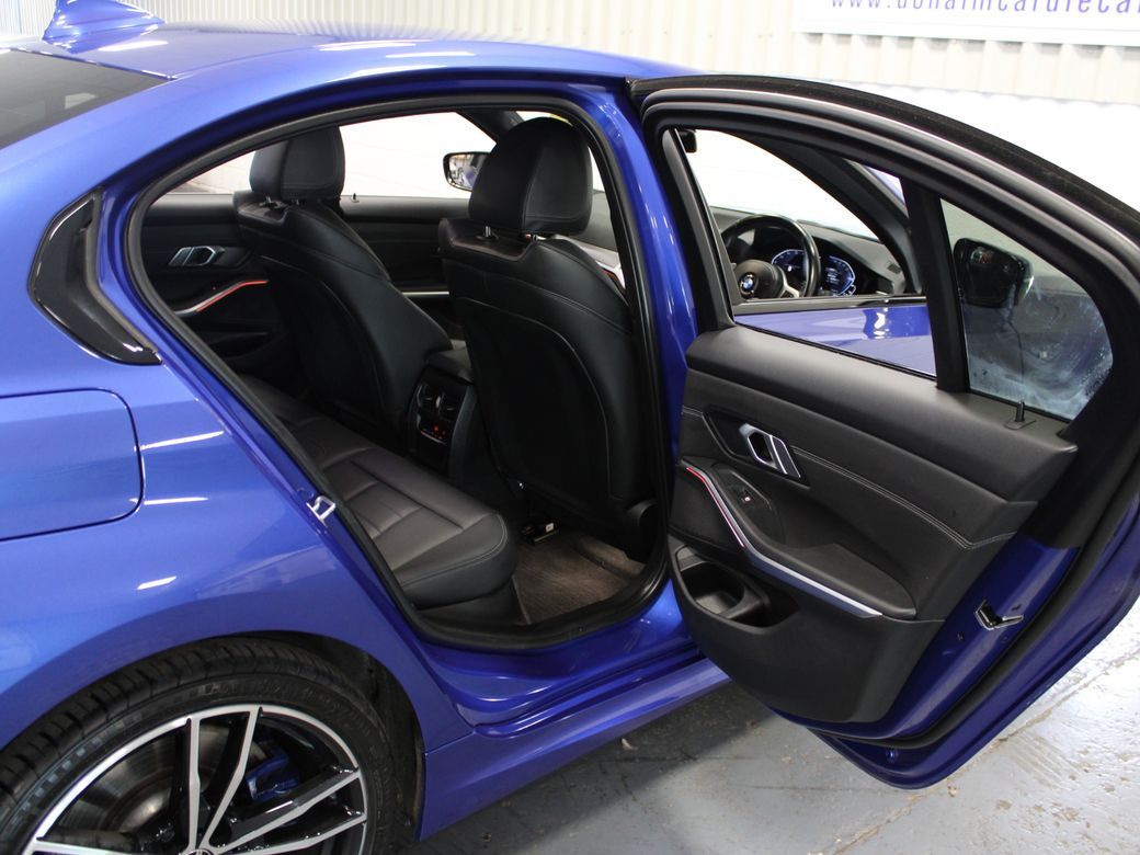 2021 BMW 330