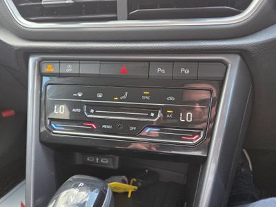 2024 Volkswagen T-Roc