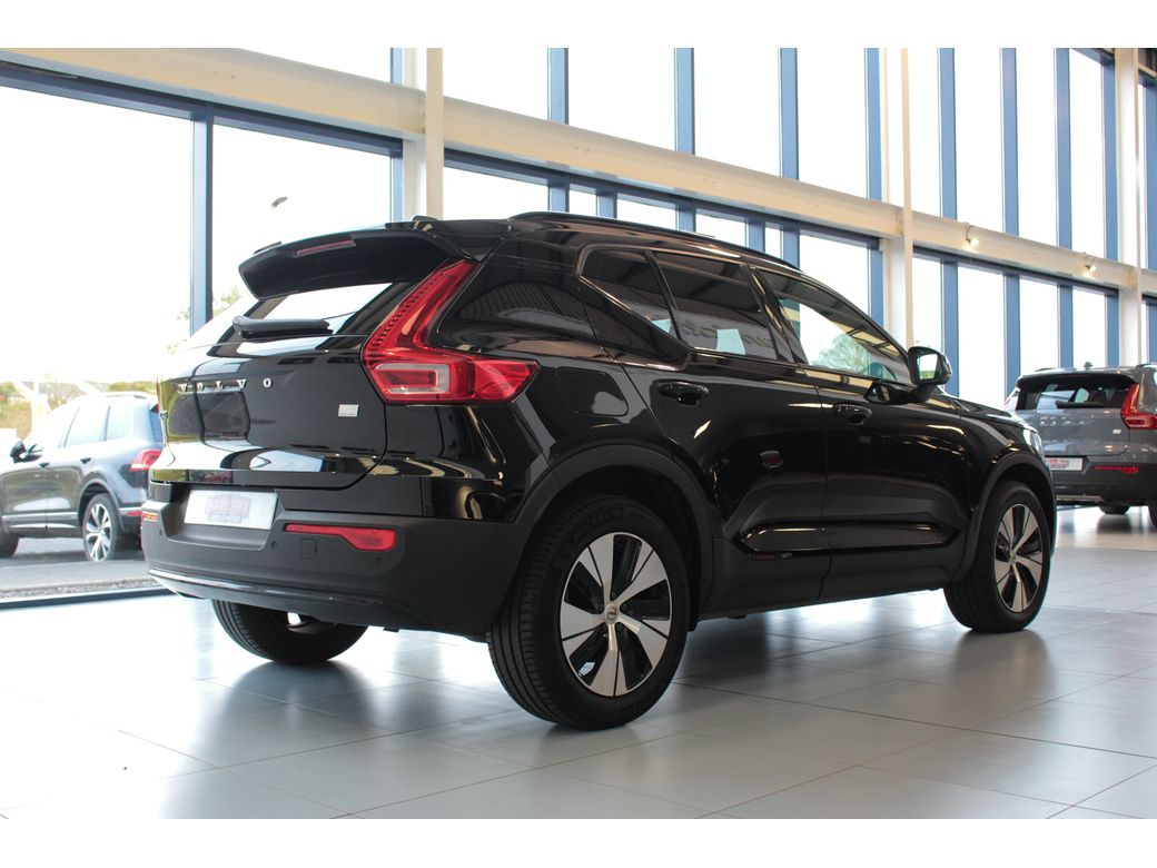 2022 Volvo XC40