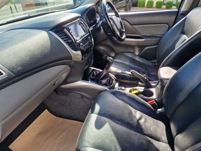 2017 Mitsubishi L200