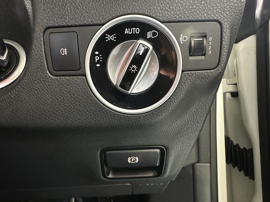 2016 Mercedes-Benz CLA Class